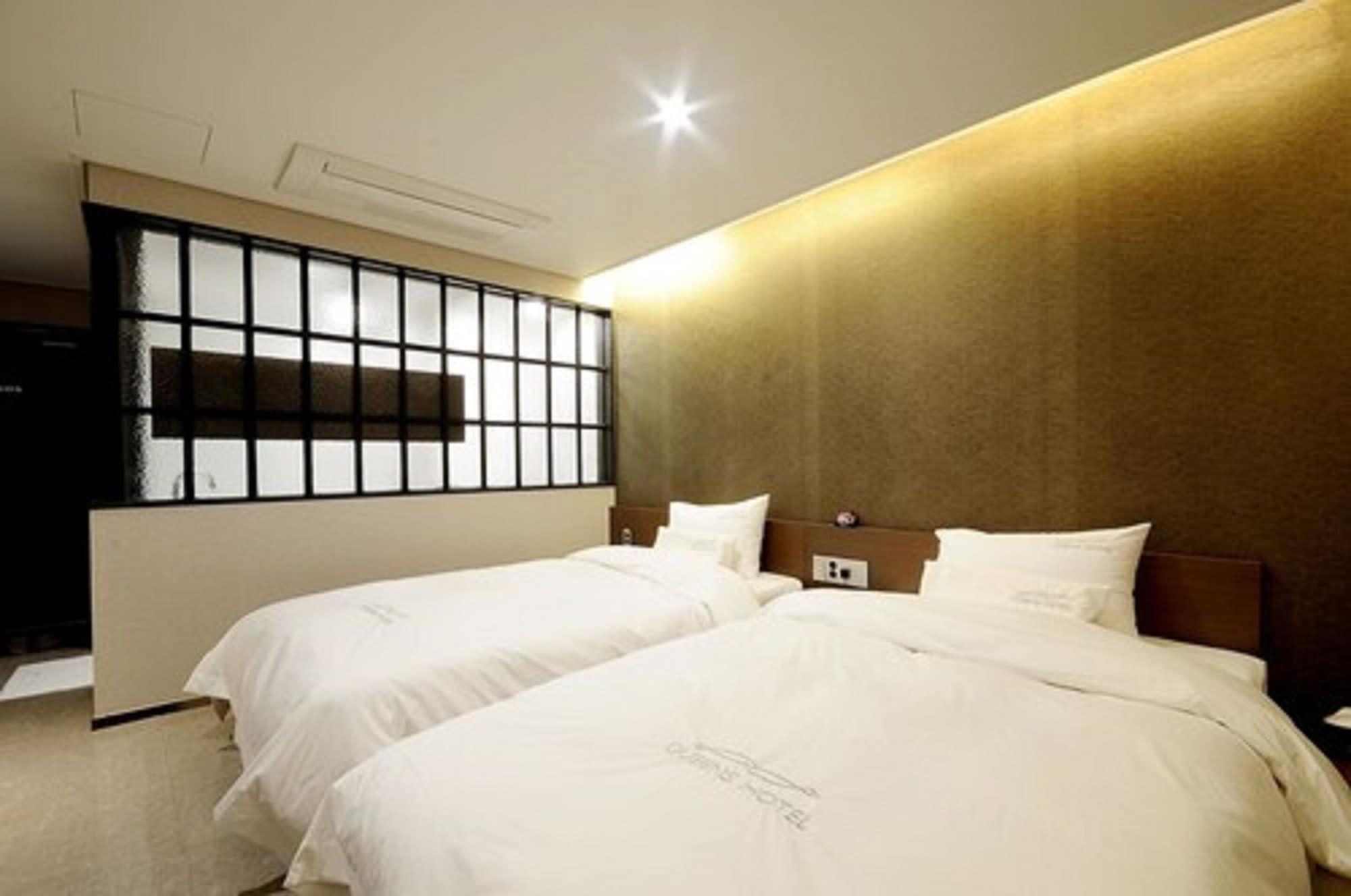 Queens Hotel Seomyeon Busan Extérieur photo