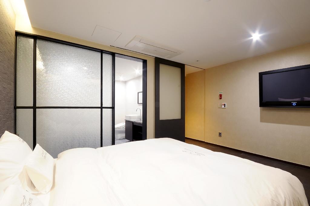 Queens Hotel Seomyeon Busan Extérieur photo