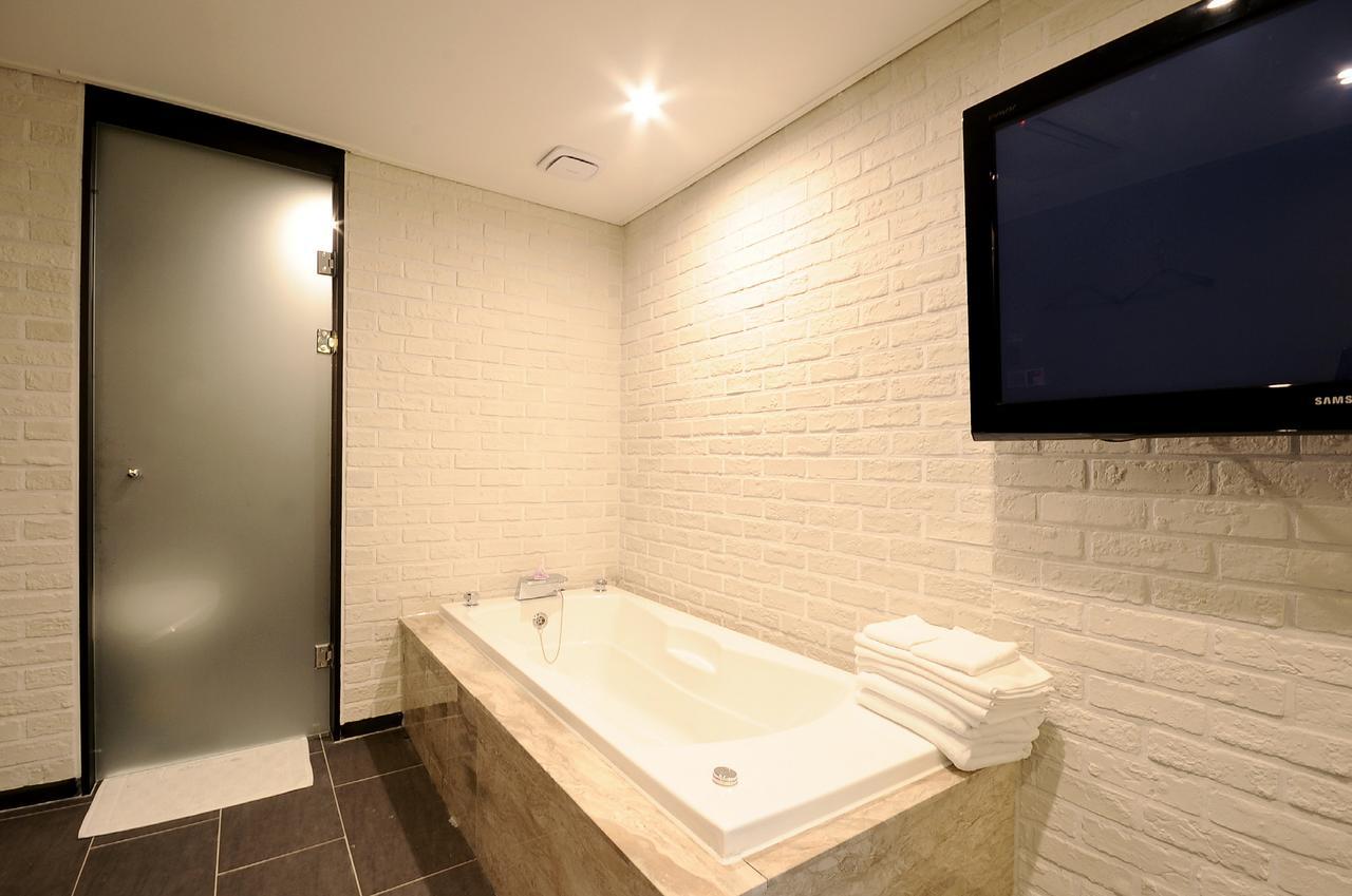 Queens Hotel Seomyeon Busan Extérieur photo