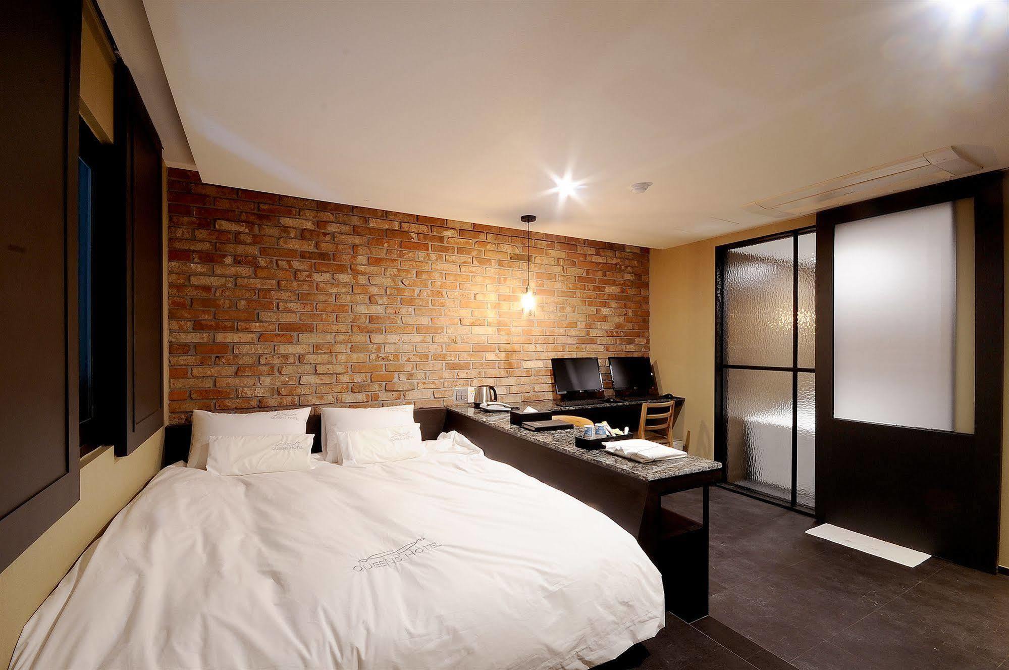 Queens Hotel Seomyeon Busan Extérieur photo